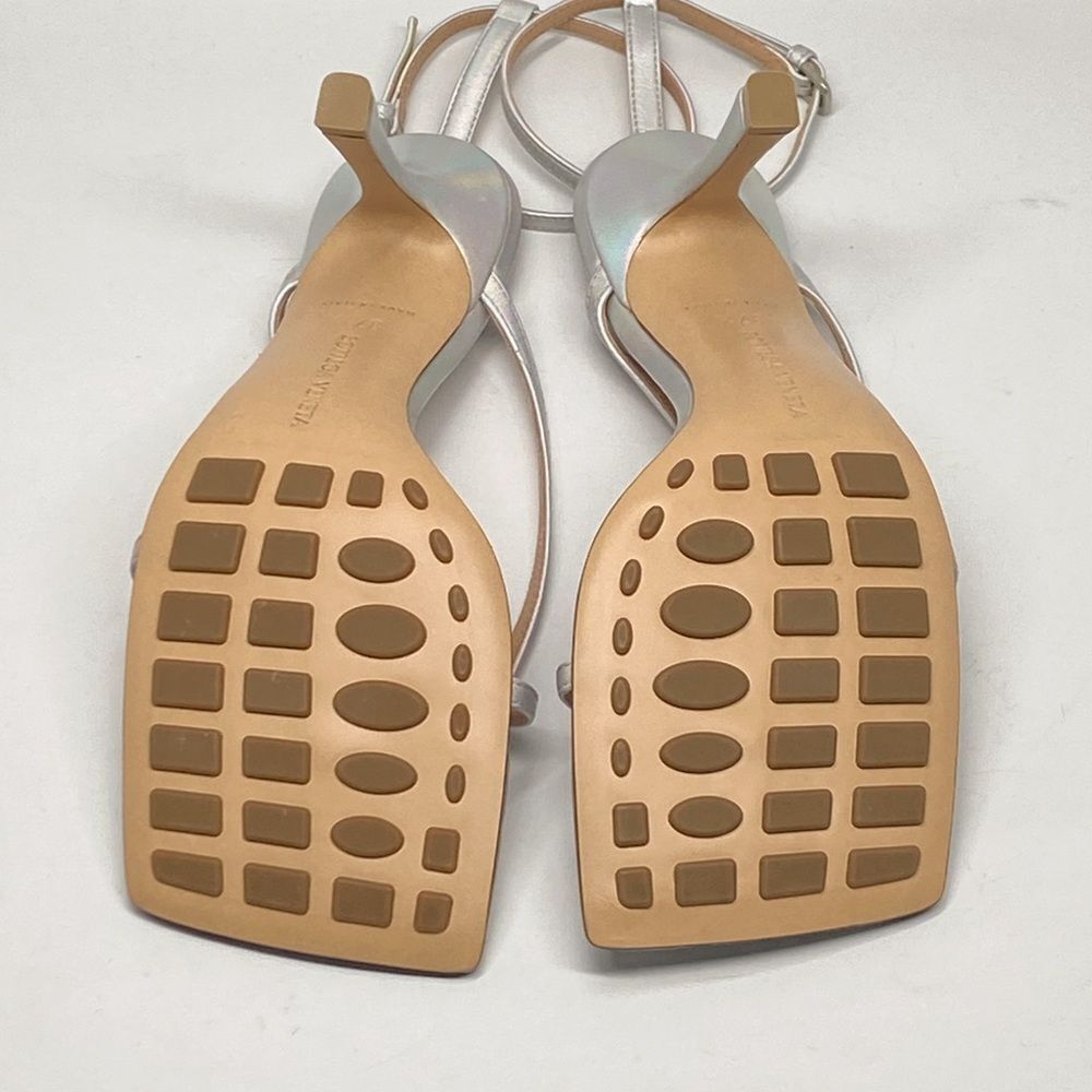 Bottega Veneta Stretch Leather Strappy Thong Sandals size 37.5 - Picture 13 of 14